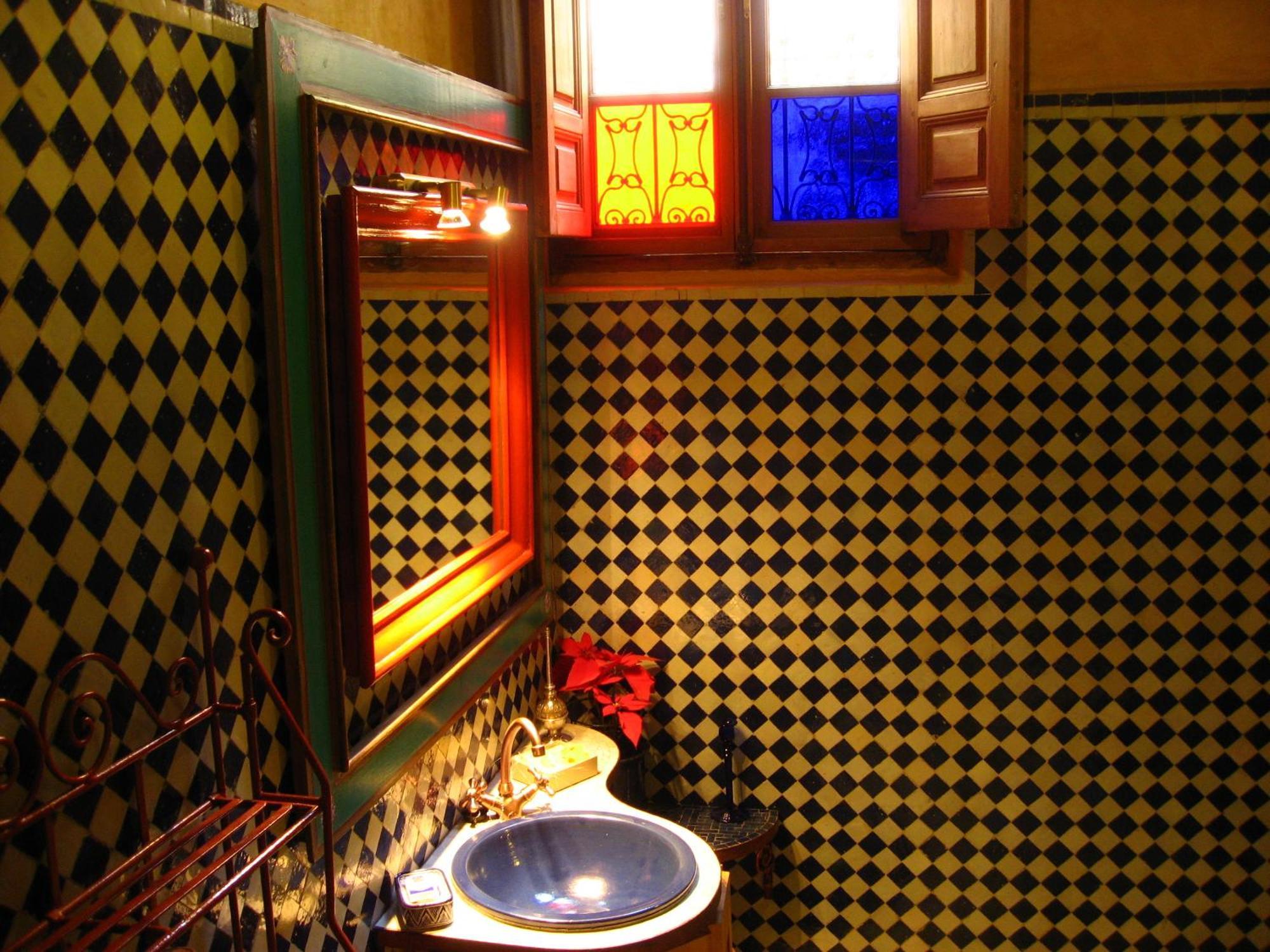 Riad Dar Cordoba Фес Екстериор снимка