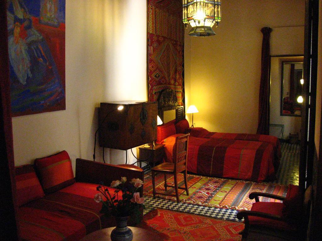 Riad Dar Cordoba Фес Екстериор снимка
