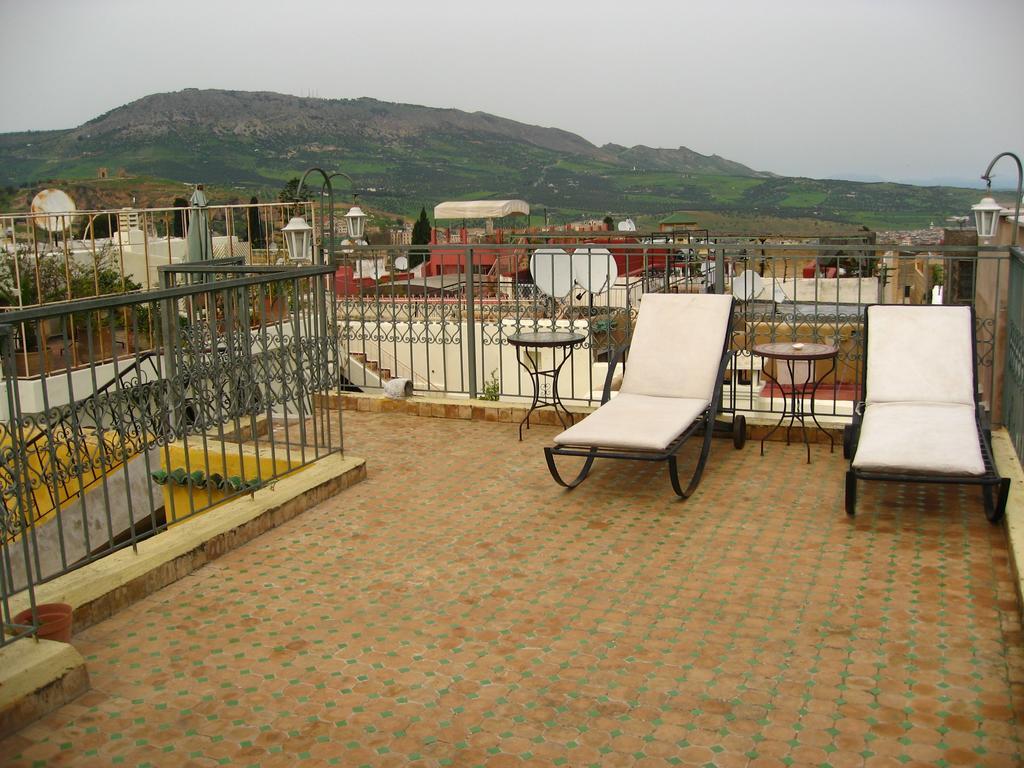 Riad Dar Cordoba Фес Екстериор снимка