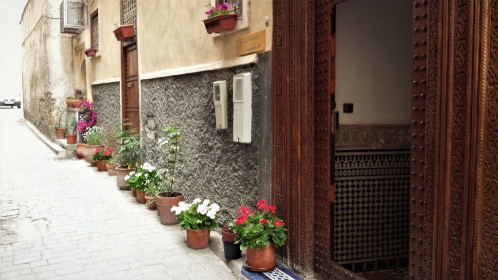 Riad Dar Cordoba Фес Екстериор снимка