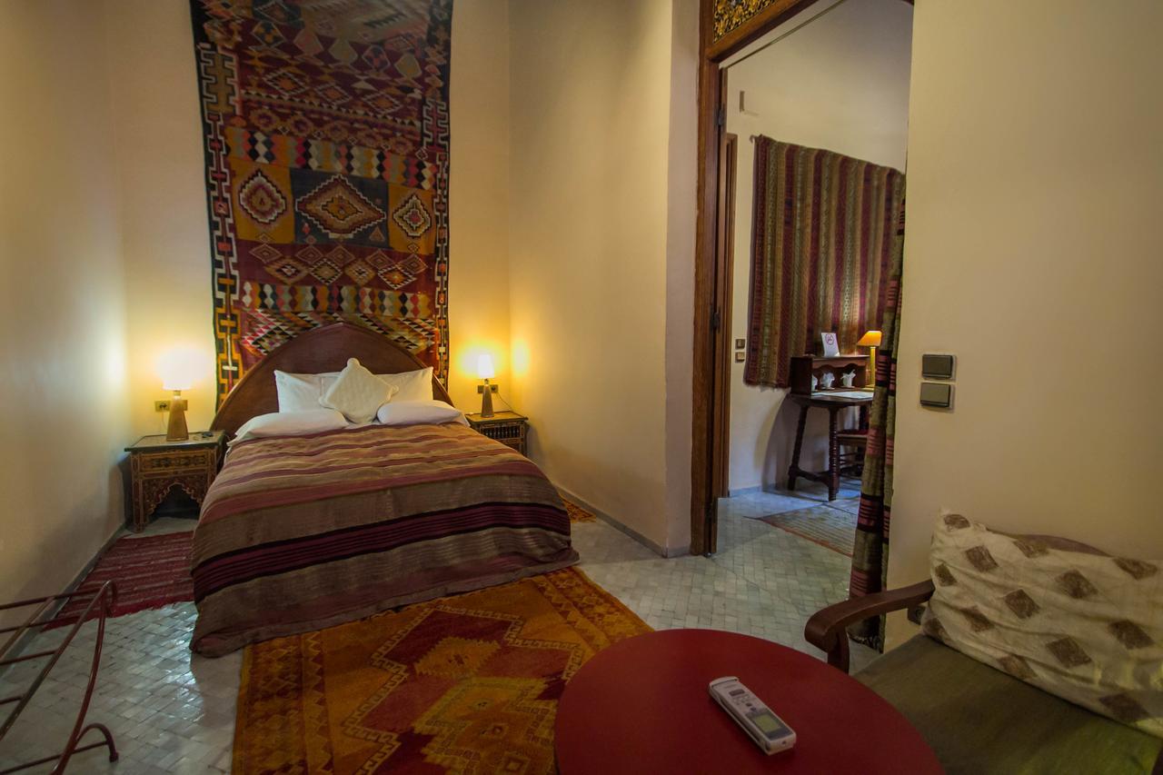 Riad Dar Cordoba Фес Екстериор снимка